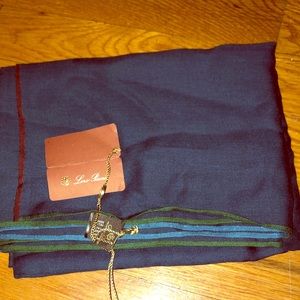 Loro Piana scarf
